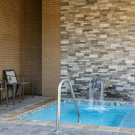 Courtyard By Marriott Starkville Msu At The Mill Conference Center Exterior photo